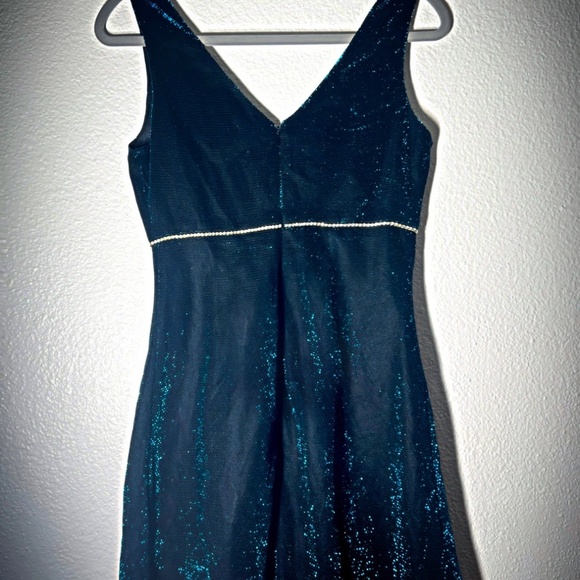 Jessica McClintock Prom Dress Size 6 in EXCELLENT CONDITION - Picture 4 of 5